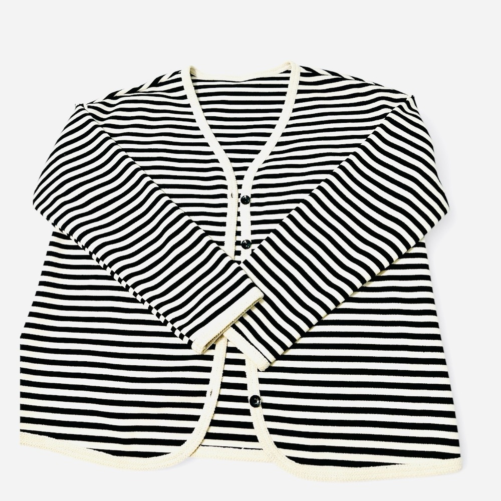 Striped Black and White Women's Sweater